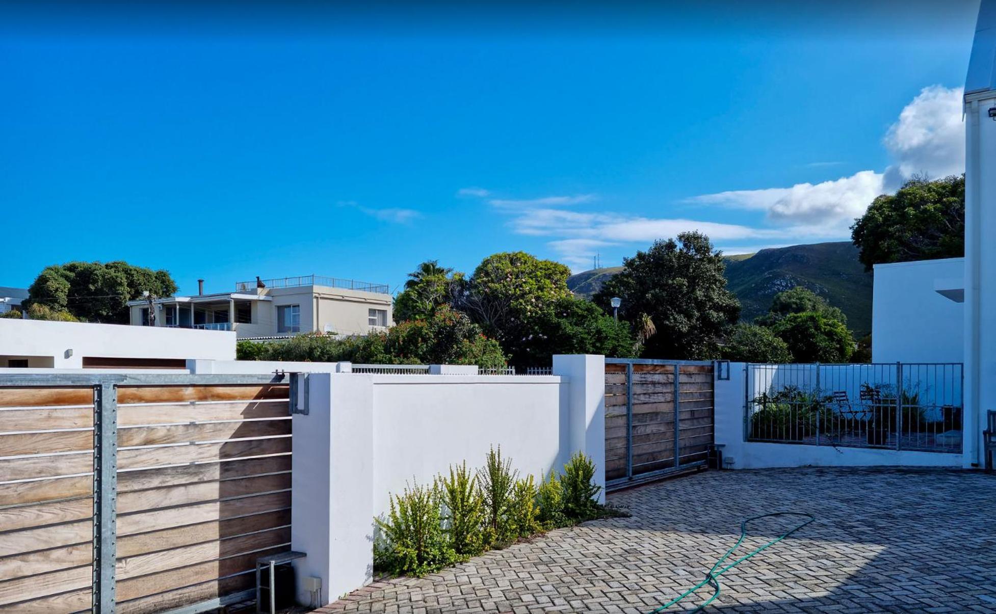 13 On Marine Villa Hermanus Exterior photo